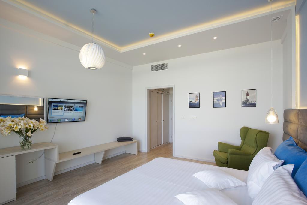 Nautic Luxury Club Hotel Navodari Bilik gambar