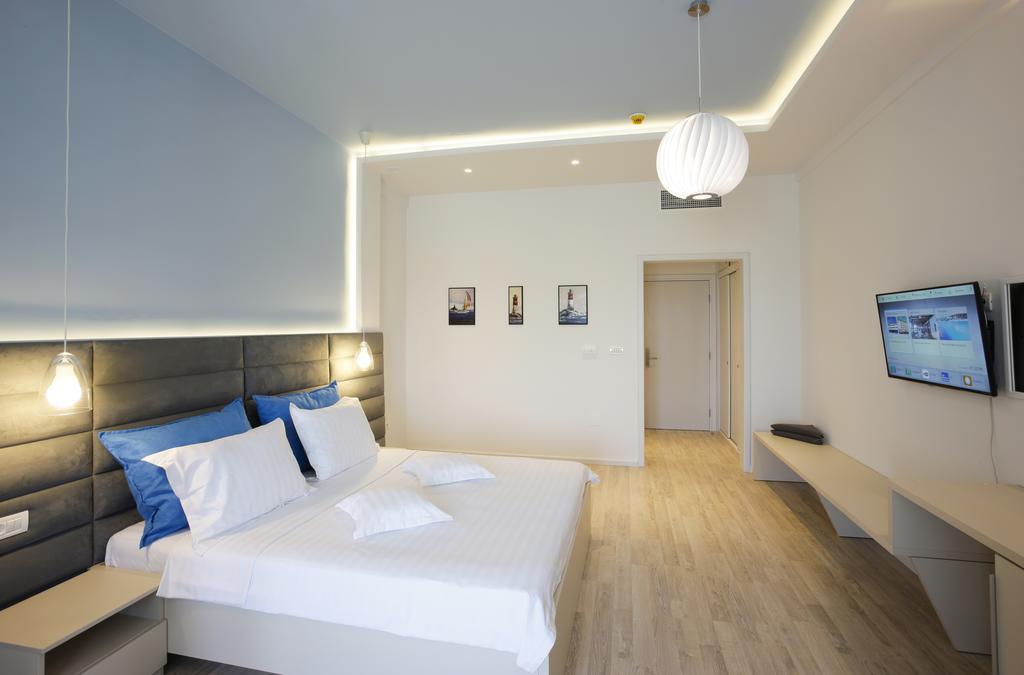 Nautic Luxury Club Hotel Navodari Bilik gambar