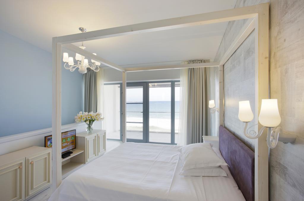 Nautic Luxury Club Hotel Navodari Bilik gambar