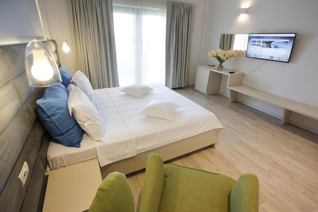 Nautic Luxury Club Hotel Navodari Bilik gambar